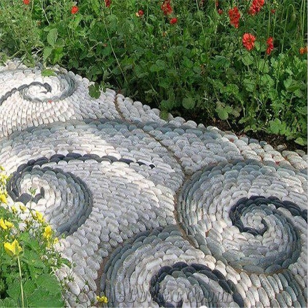 Decorative Garden Paths and Walkways