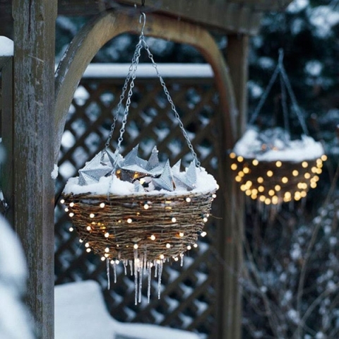 ChristmasGardenDecor15