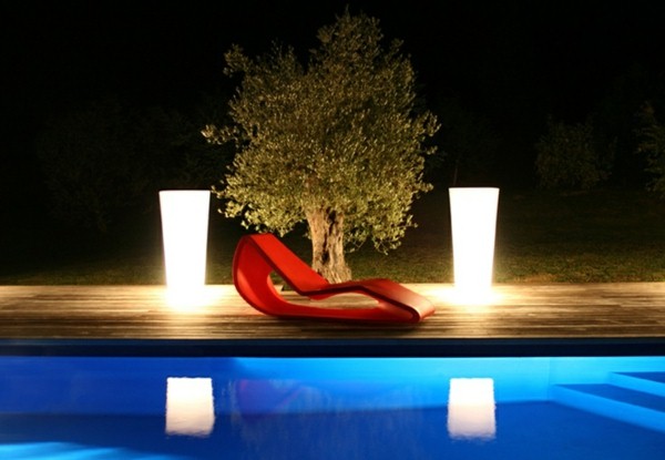 Illuminated Planters 10