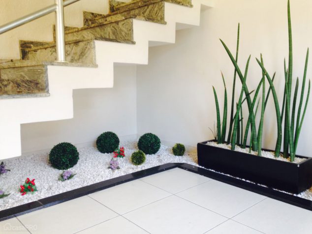 understairs-garden-6