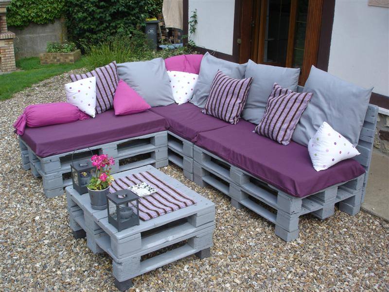 Pallet Furniture 13