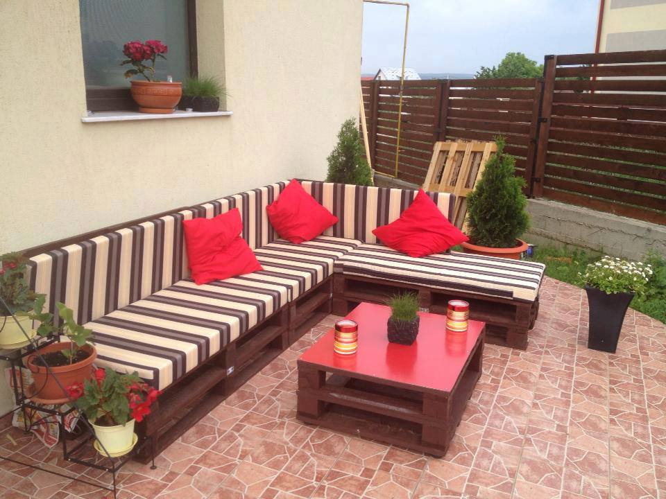 Pallet Furniture 16