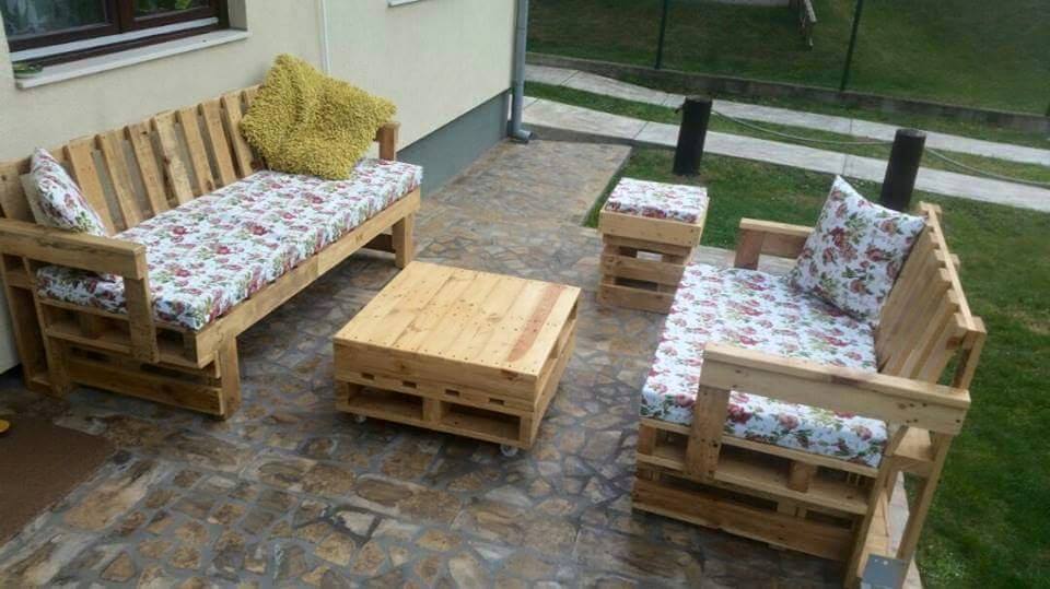 Pallet Furniture 21