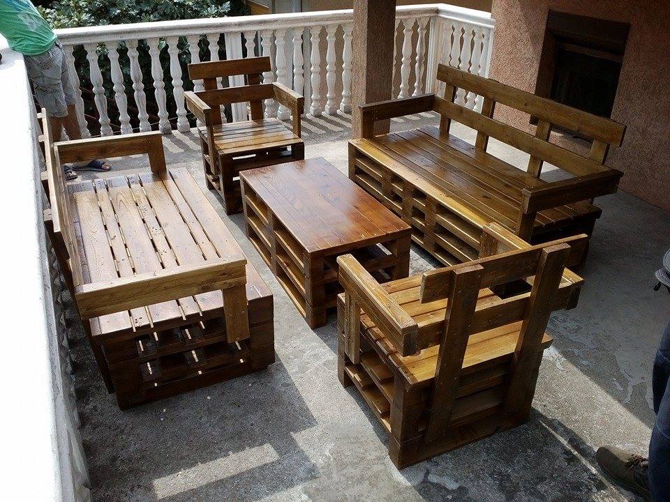 Pallet Furniture 23